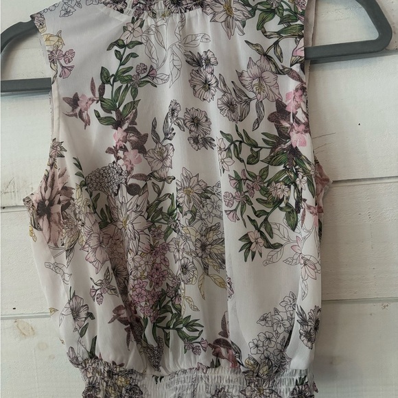 Guess Floral Sleeveless Top in size XS - Picture 3 of 9